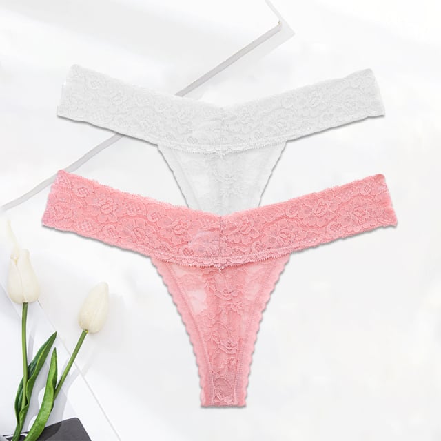 Ladies Solid Color Lace Thong Panties