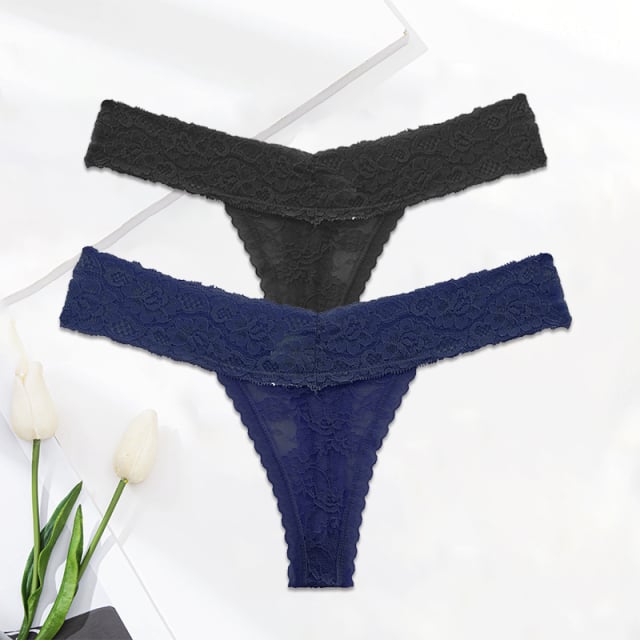 Ladies Solid Color Lace Thong Panties