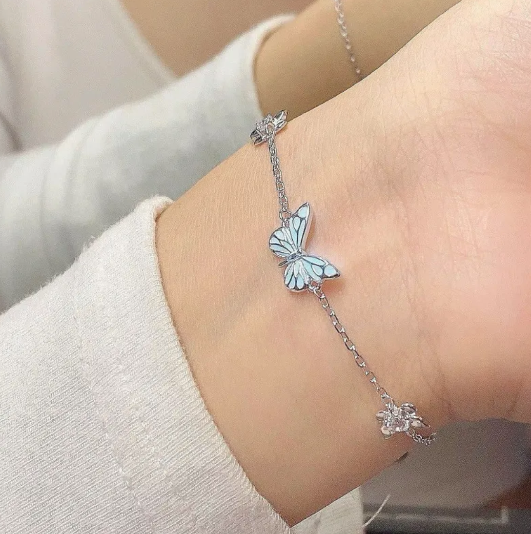 Glow-in-the-Dark Butterfly Jewellery Set — Necklace & Bracelet