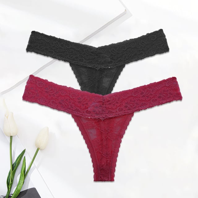 Ladies Solid Color Lace Thong Panties