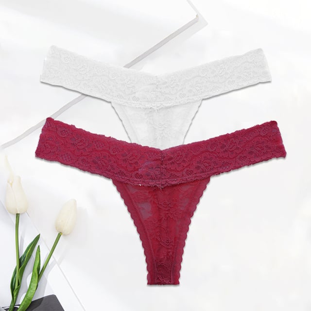 Ladies Solid Color Lace Thong Panties