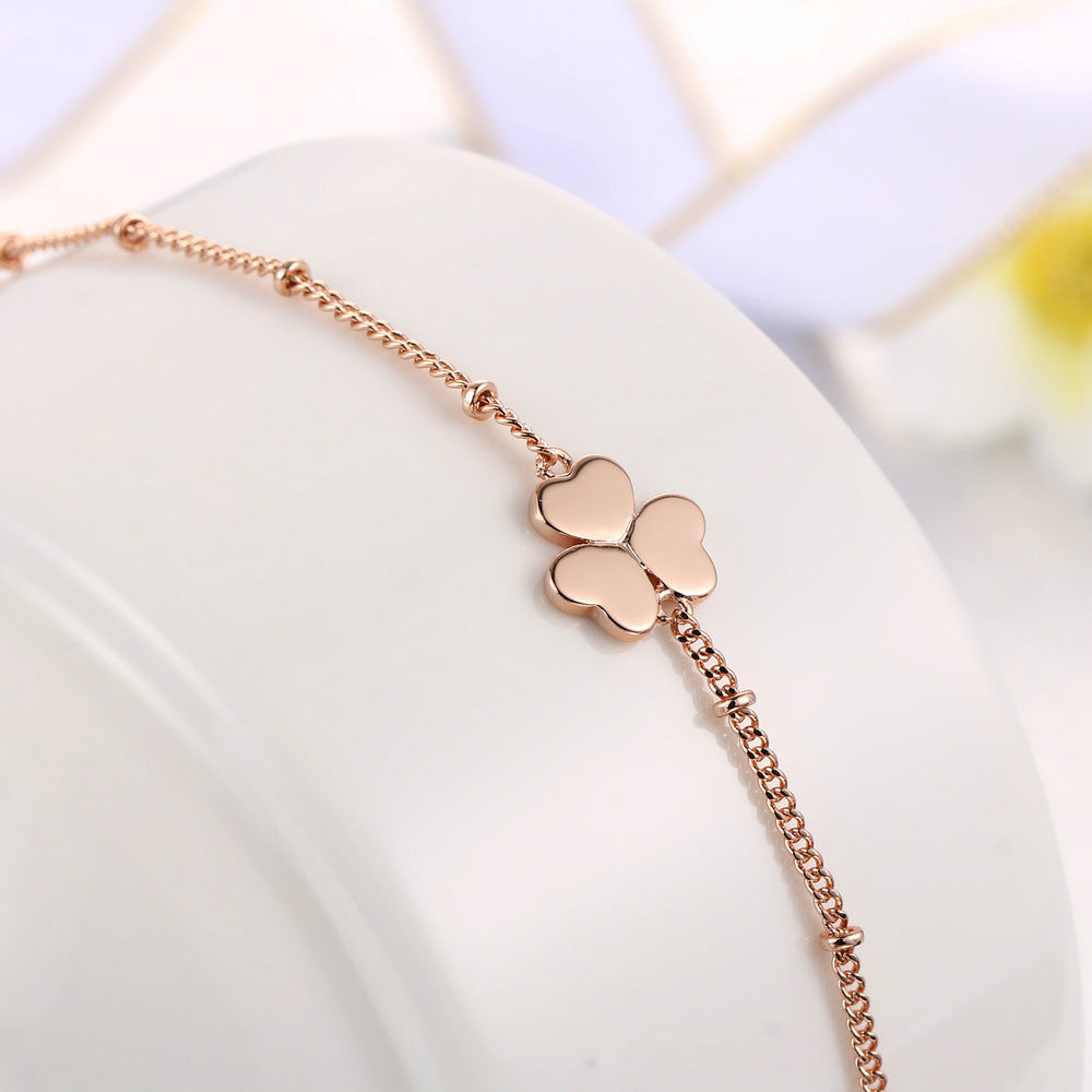 Minimalist Clover Heart Bracelet in Rose Gold