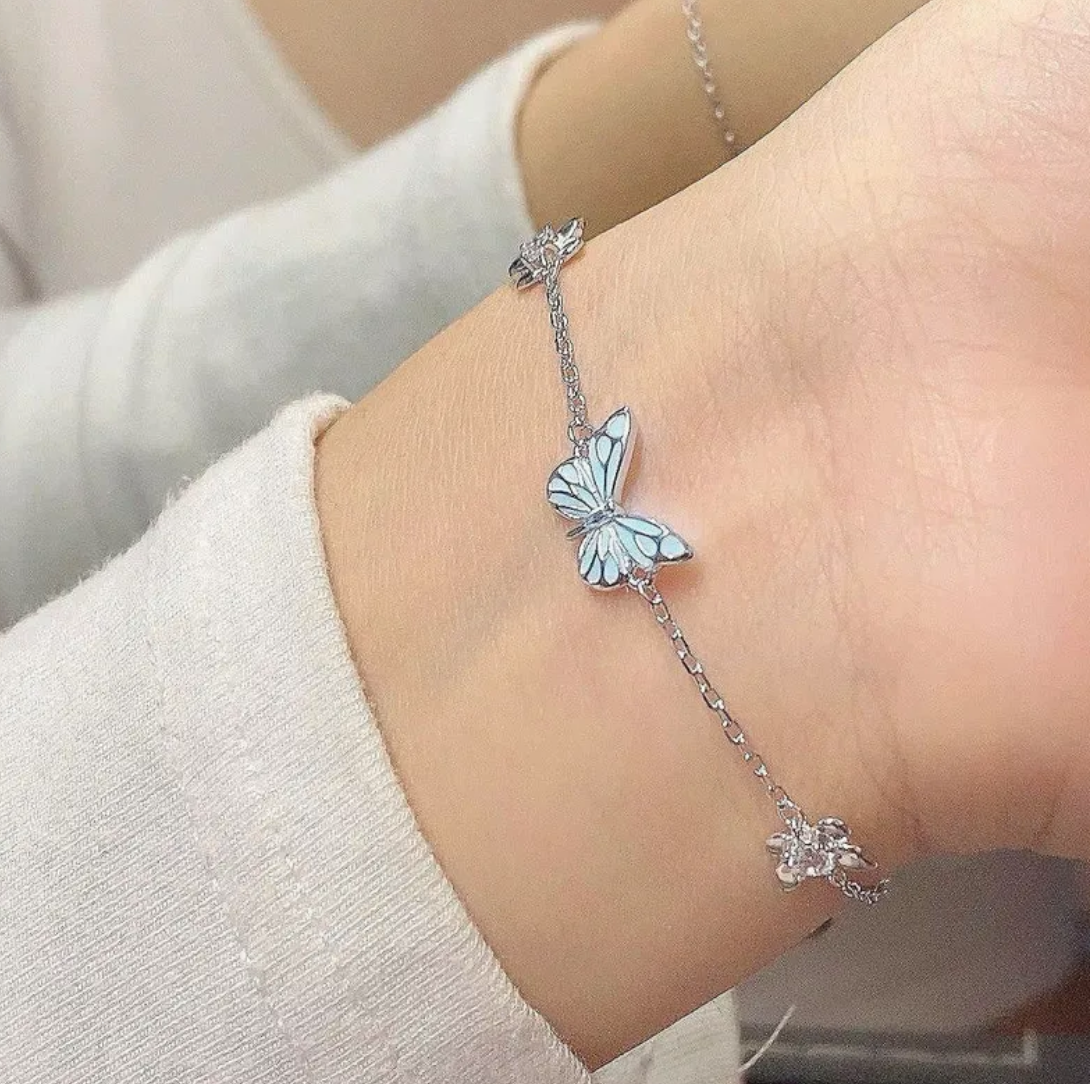 Glow-in-the-Dark Butterfly Jewellery Set — Necklace & Bracelet