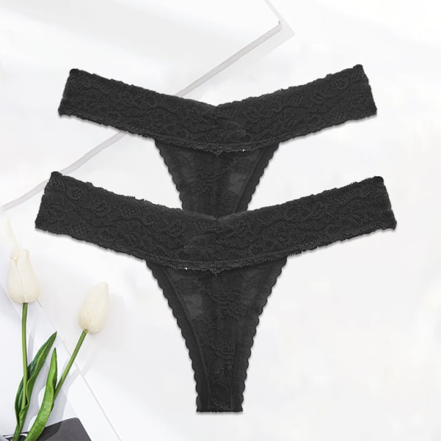 Ladies Solid Color Lace Thong Panties