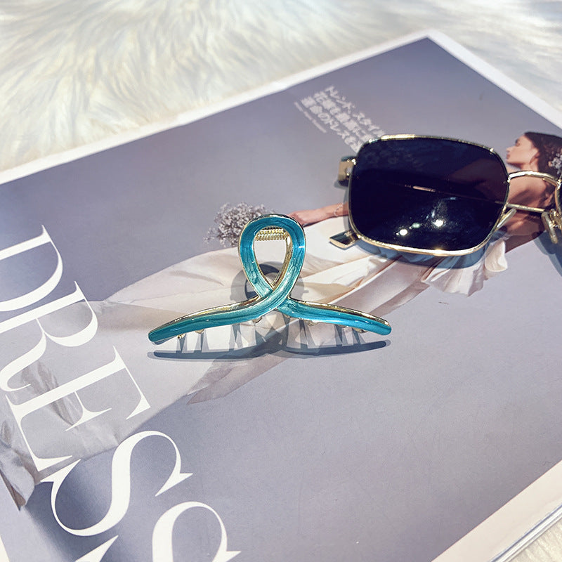 Korean Minimalist Metal Cross Hair Clip for Updo